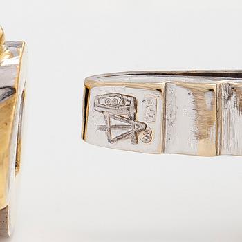 An 18K gold/white gold bracelet, Switzerland.