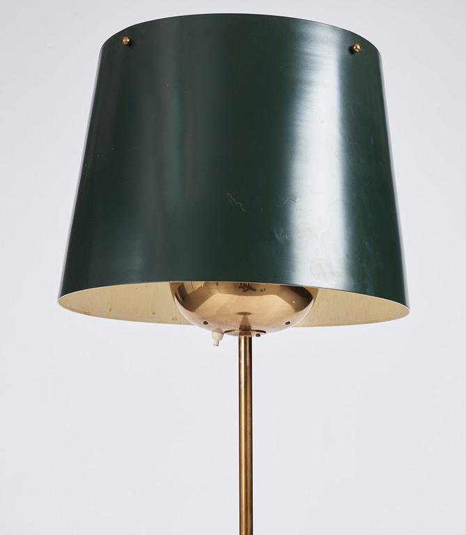 Josef Frank, a brass and lacquered floor lamp, Svenskt Tenn, model 2564, Sweden 1950-60s.