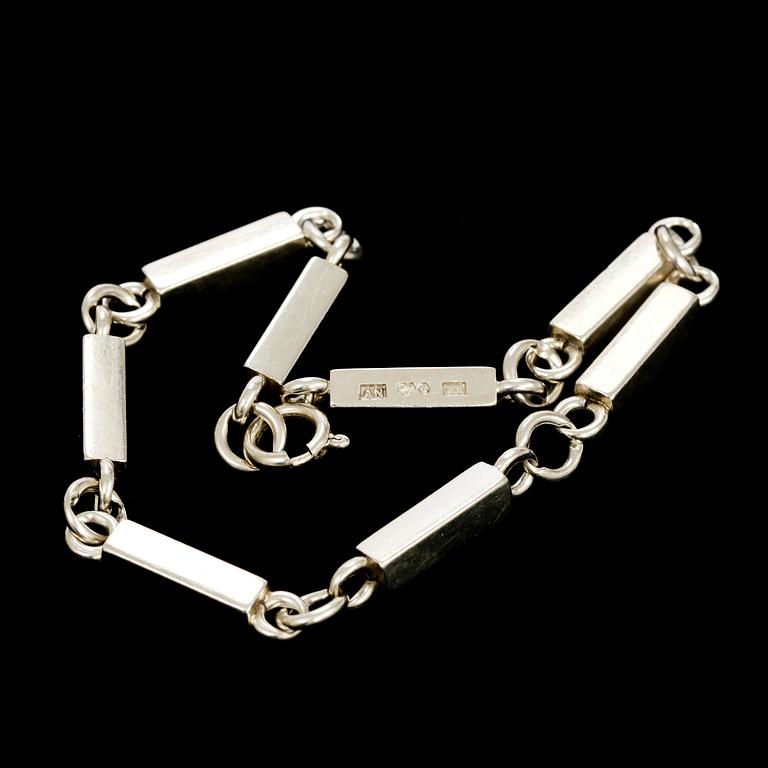 ARMLÄNK, silver, Wiwen Nilsson, Lund 1938. Vikt 20,9 g.
