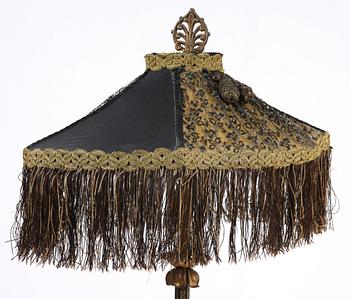 GOLVLAMPA, 1930-tal.