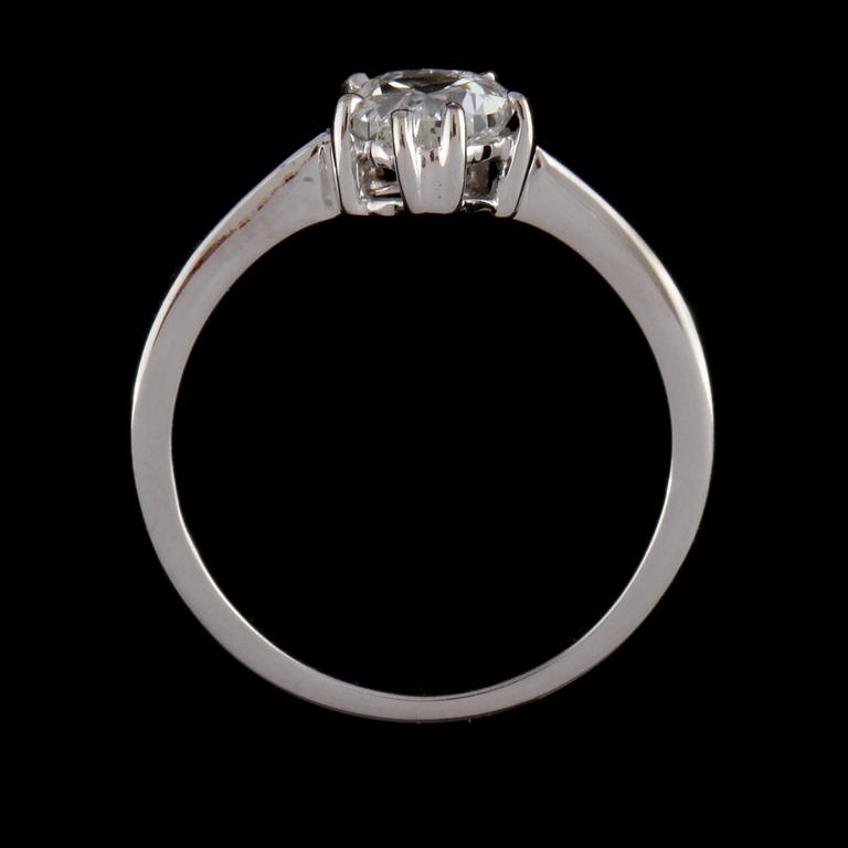 RING, 18K vitguld med hjärtslipad diamant, 1.10 ct. Vikt 3,1 g.