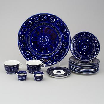 A set of 14 pices, "Valencia" by Ulla Procopé for Arabia, Finalnd.