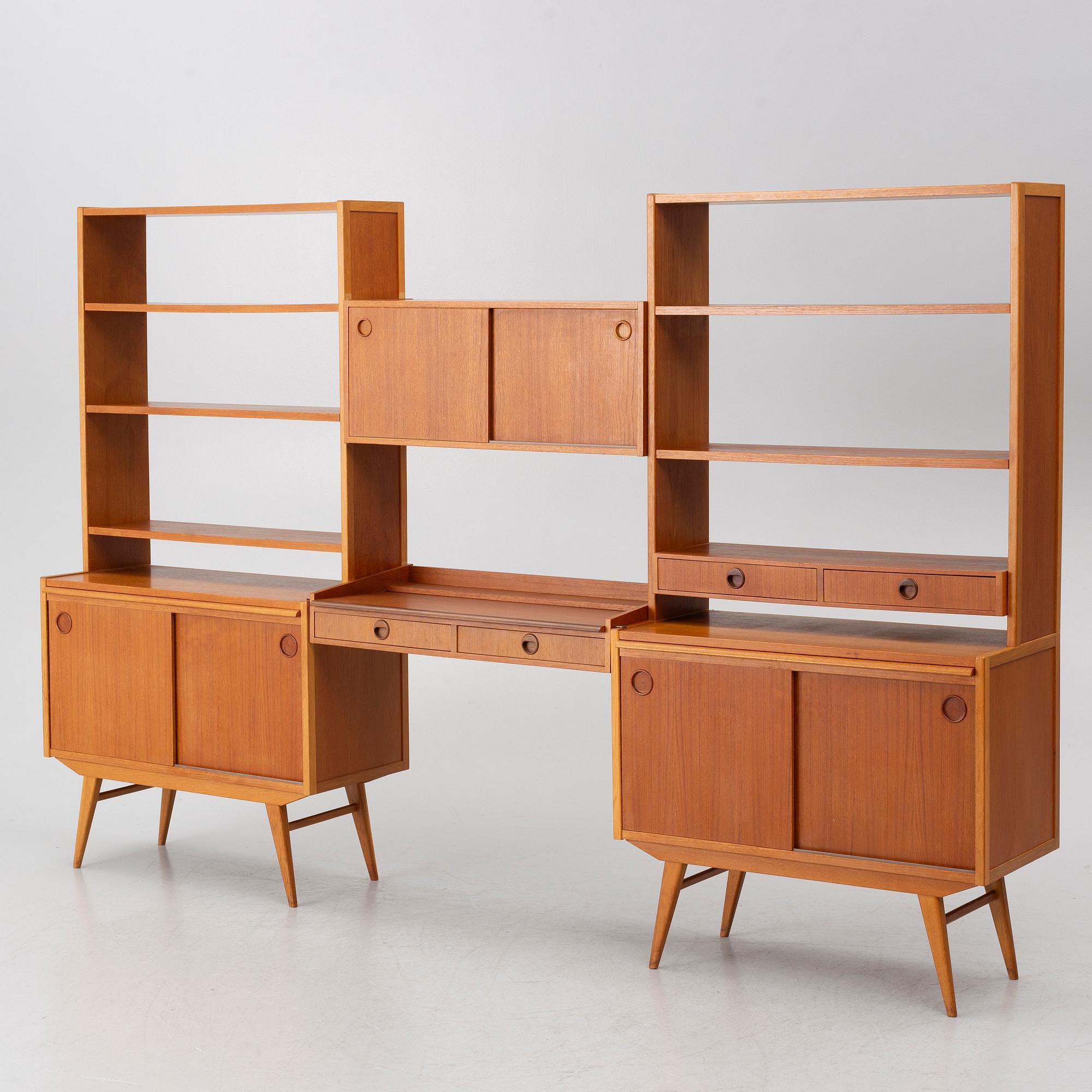 Bookshelves, a pair, mid-20th century.