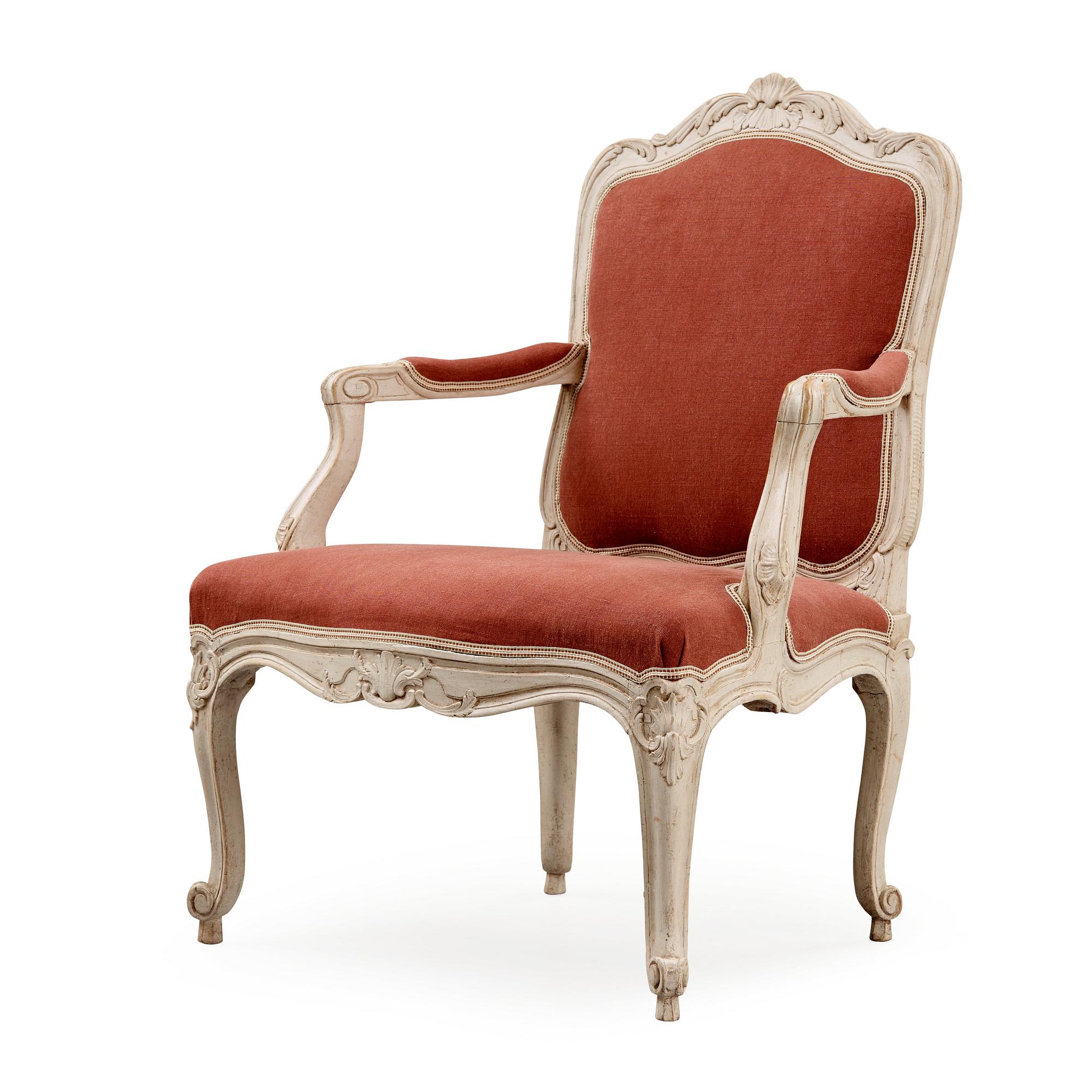 KARMSTOL. Stockholmsarbete, i Olof Höglanders art (mästare i Stockholm 1750-1765). Rokoko. En senare kopia medföljer.