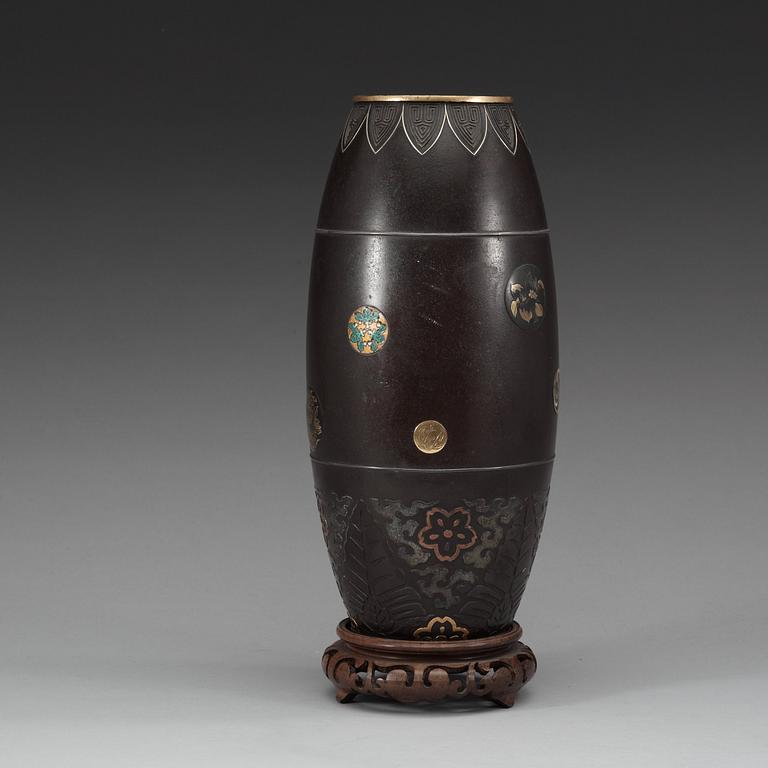 A Japanese vase, circa 1900. Marked at base.