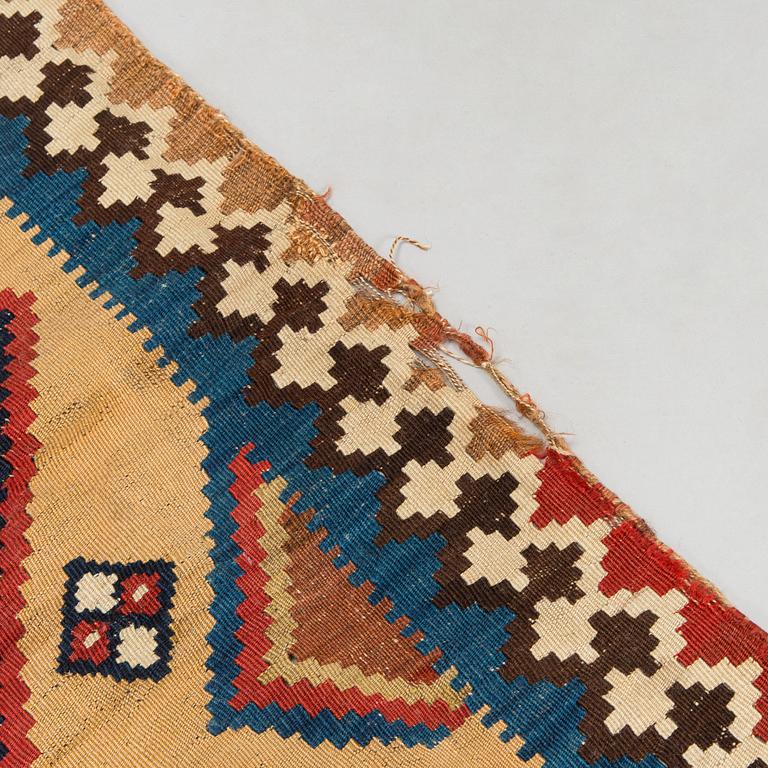 A Qashqai Kilim carpet, South Persia ca. 246 x 156 cm.