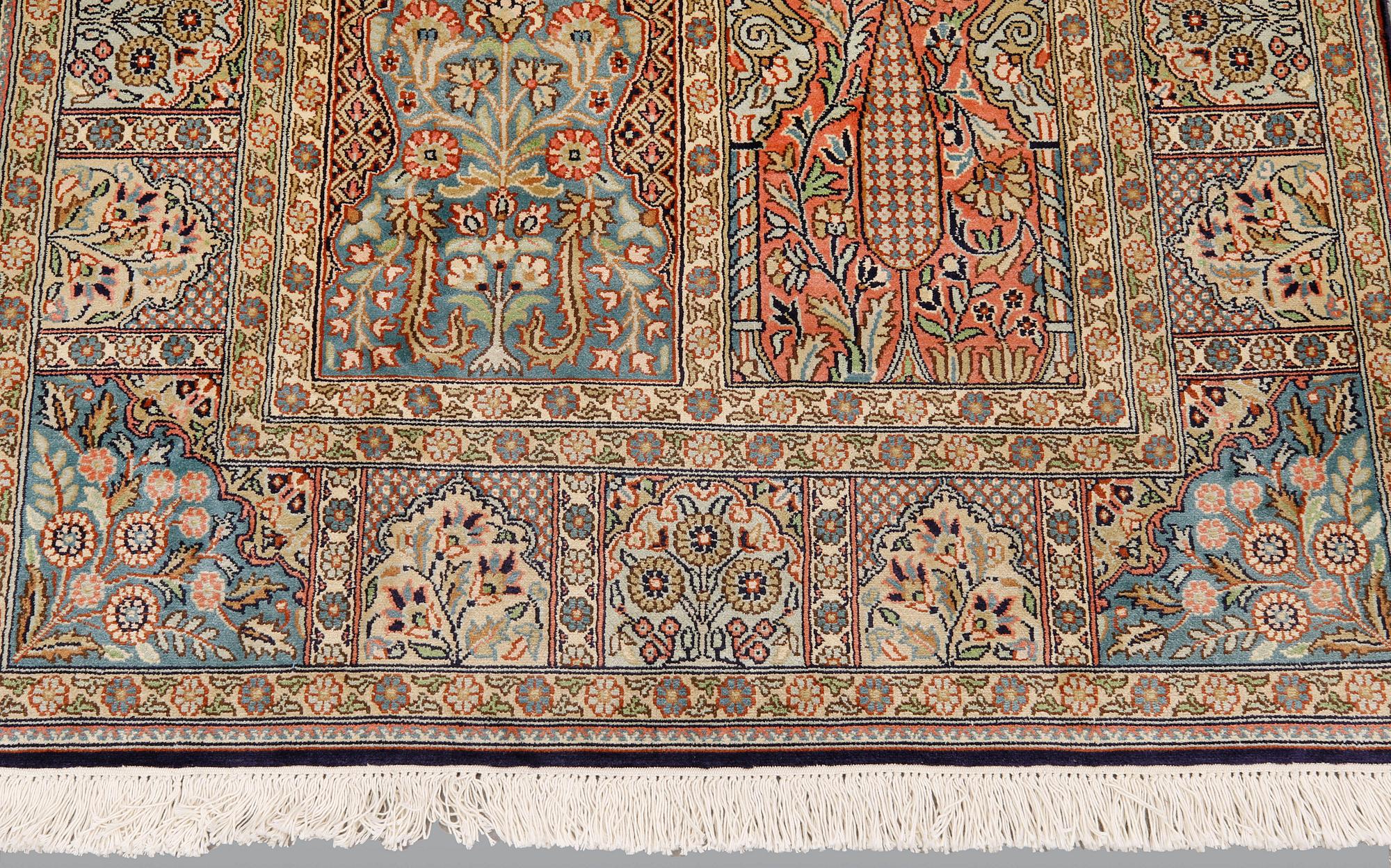 A rug, silk on cototn, Silke kashmir ca 154 x 92 cm.