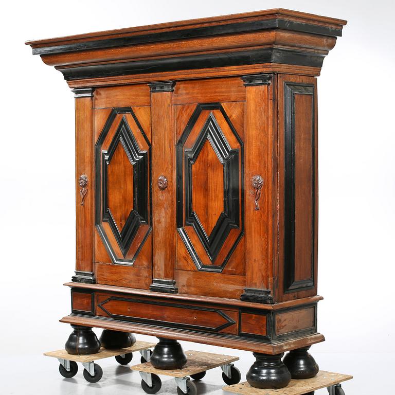 SKÅP, barock, 1700-tal.