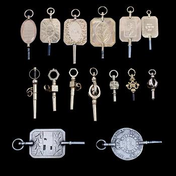 KLOCKNYCKLAR, 15st, 9 18k, 4 14k guld, 2 silver. 1700-1900-tal.