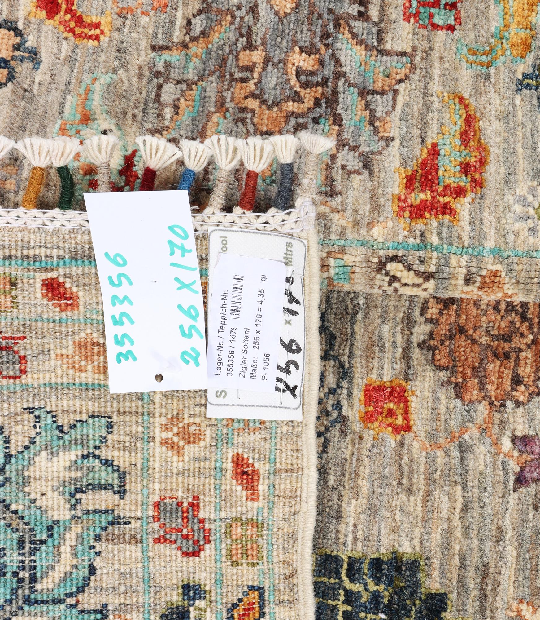 A Ziegler Ariana carpet, c. 250 x 170 cm.
