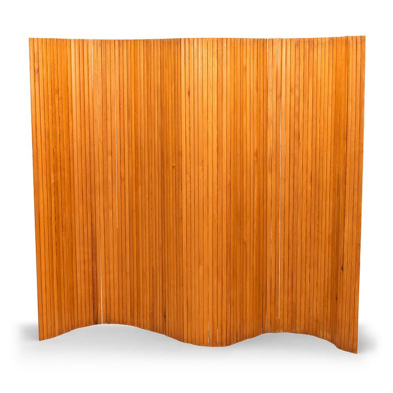 Alvar Aalto, A late 20th-century screen for Artek, Finland. Circa 150x200 cm.
