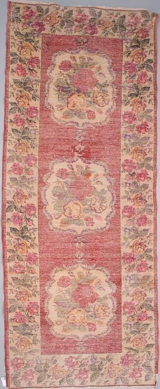 MATTA, Isparta, Turkiet. Ca 300x115 cm.