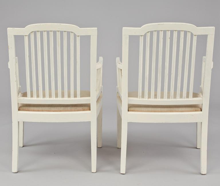 KARMSTOLAR, ett par, 1910-tal.