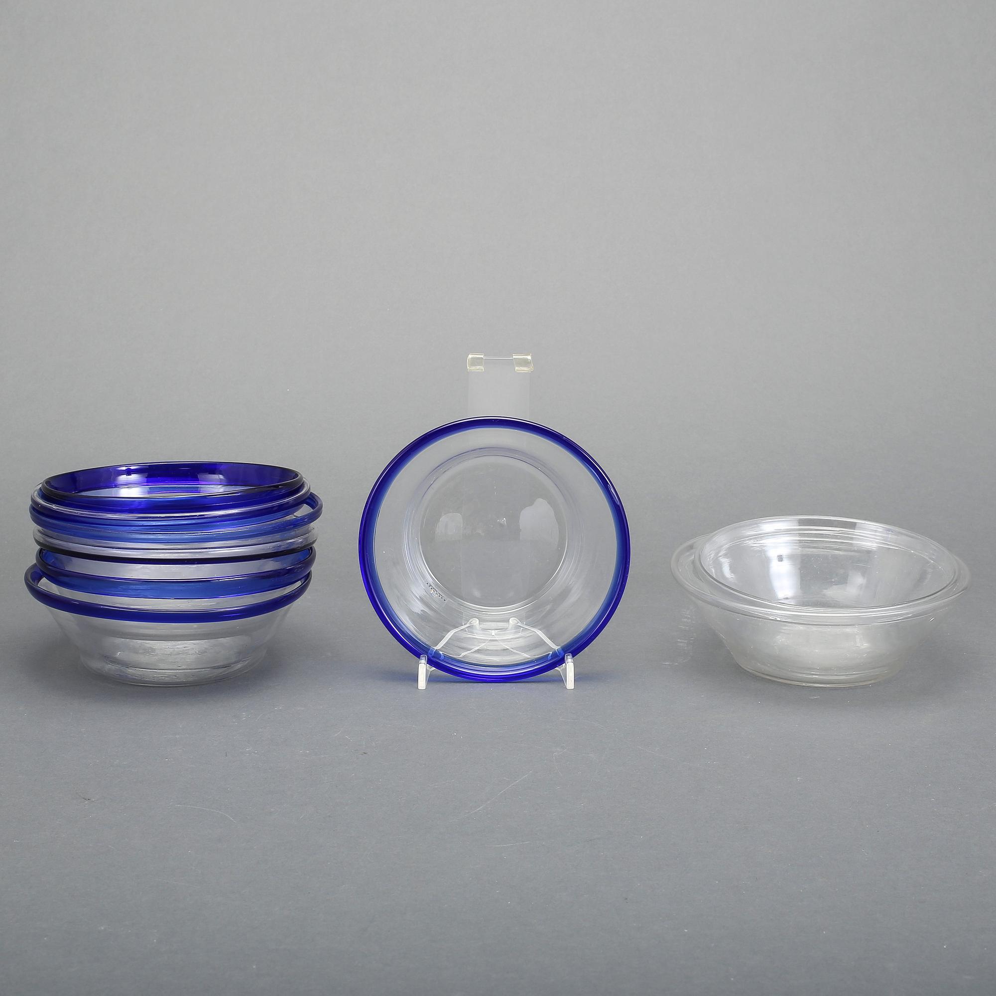 FILBUNKSSKÅLAR, 9 delar, glas, troligen Bergdala glasbruk, 1900-tal.