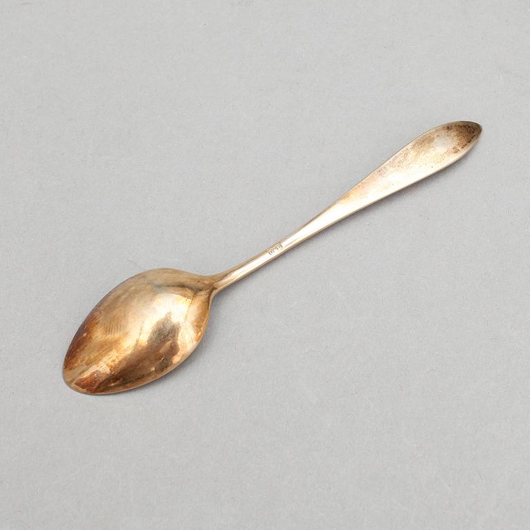 BESTICK, 3 delar, "Engelsk Snäck", och KAFFESKEDAR, 12 st, silver. Vikt 146 + 124 g.