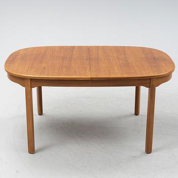 Carl Malmsten, an 'Amlbassaör' dining table, Åfors möbelfabrik, second half of the 20th Century.