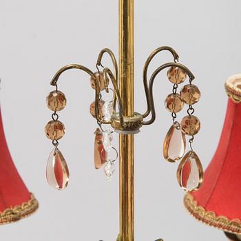 Paavo Tynell, a 1930s chandelier '1374/5 for Taito.