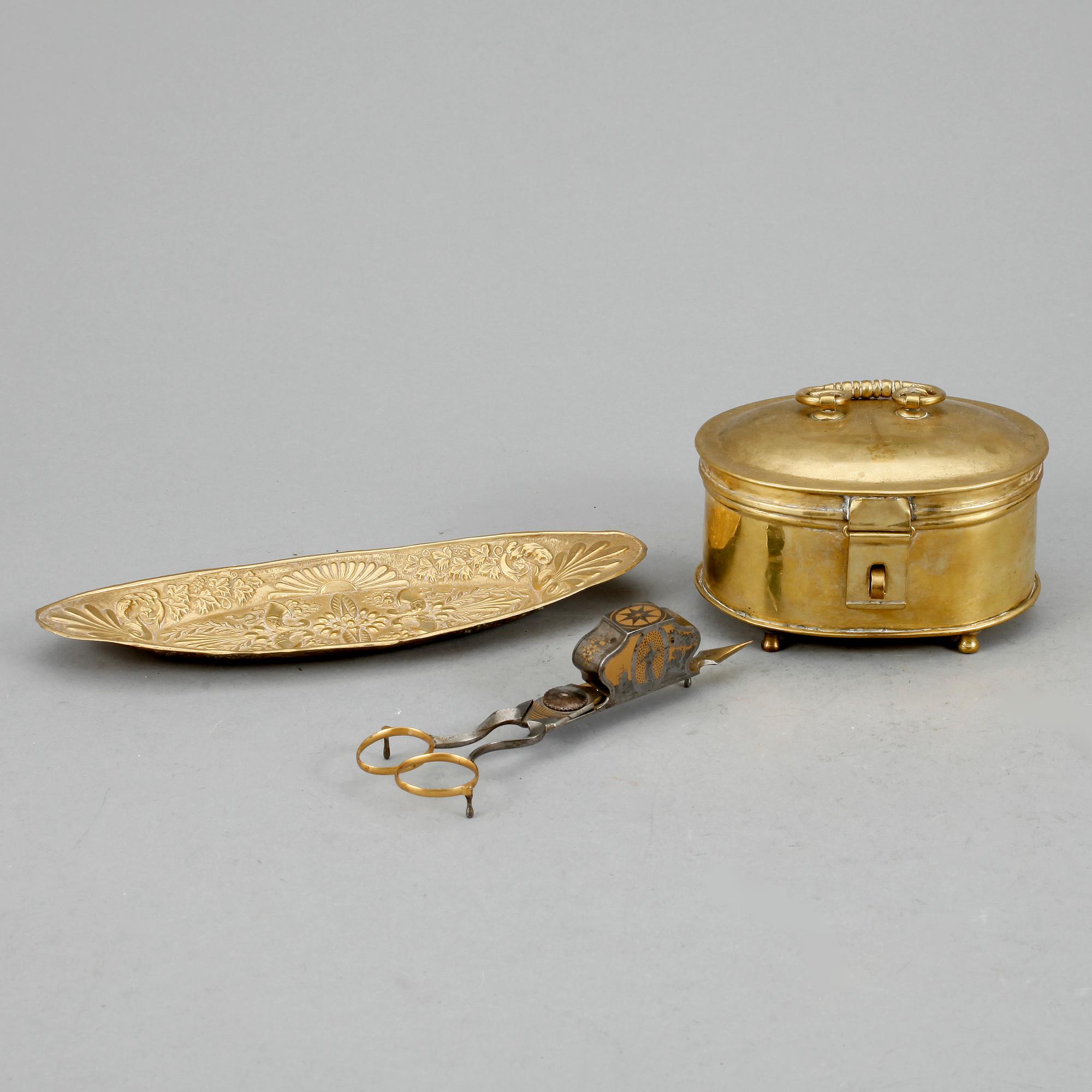 PARTI MÄSSING, 3 st, 1800-1900-tal.