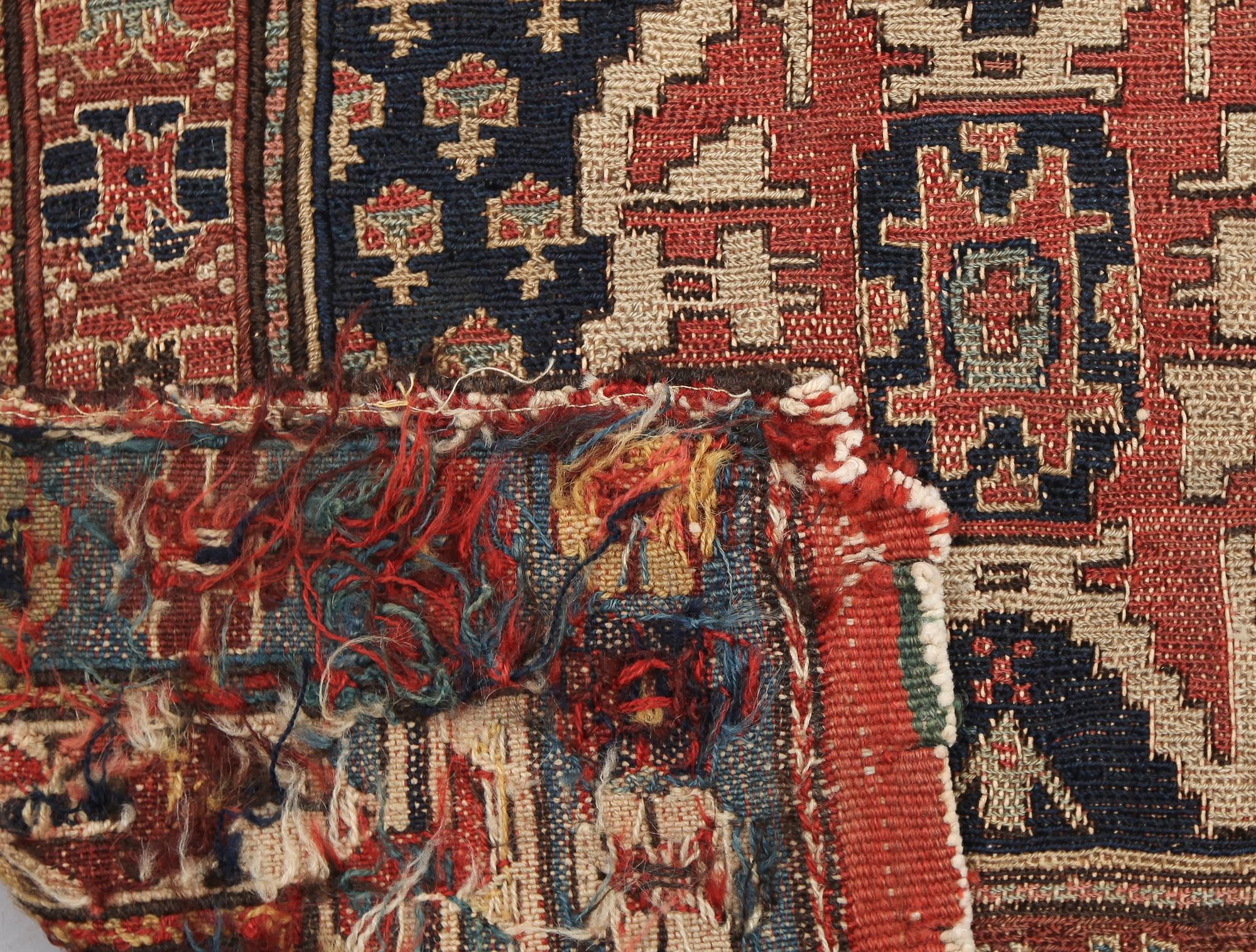 MATTA, orientalisk, semiantik. Ca 64 x 59 cm.