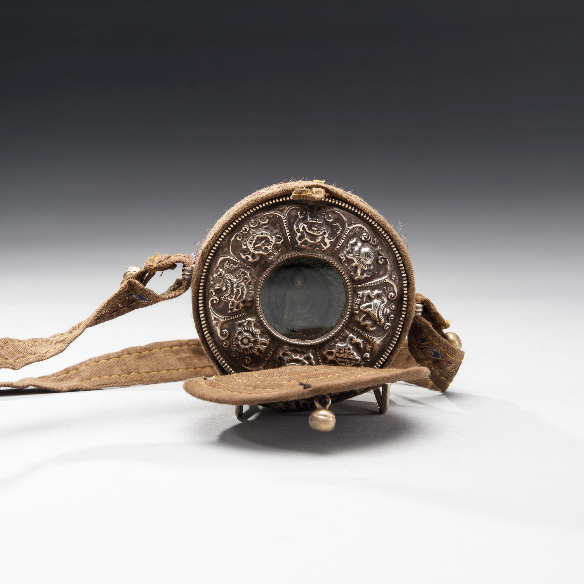 RESEIKONER, 2 st, "Ghau" och VOTIVBILD "Tsa-Tsa" 1900-tal.