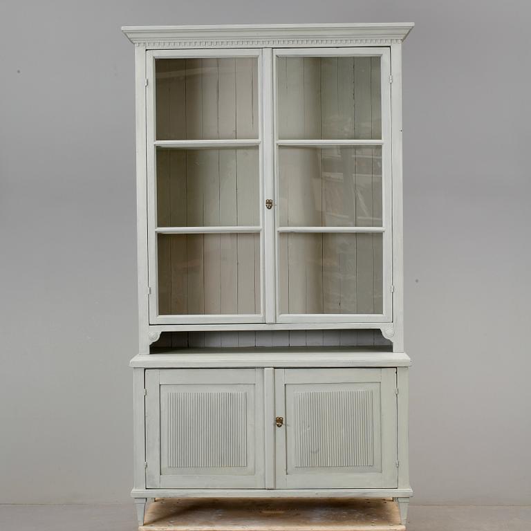 SKÅP, gustaviansk stil, 1900/2000-tal.
