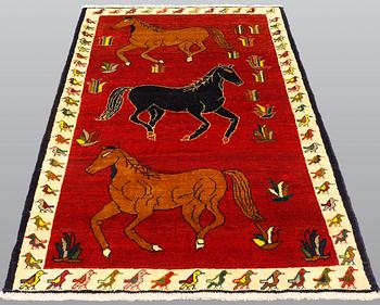 A carpet, Figural Kashgai, ca 180 x 110 cm.