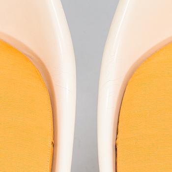 Maurice Burke, ruokapöytä ja neljä tuolia, 5 osaa, Arkana.