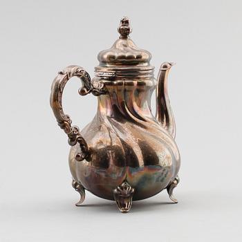 KAFFEKANNA, silver, Tyskland 1960-tal. Vikt ca 392 gram.