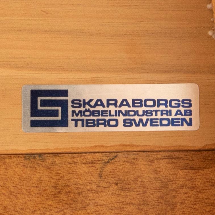 Matbord Skaraborgs möbelindustri 1960/70-tal.