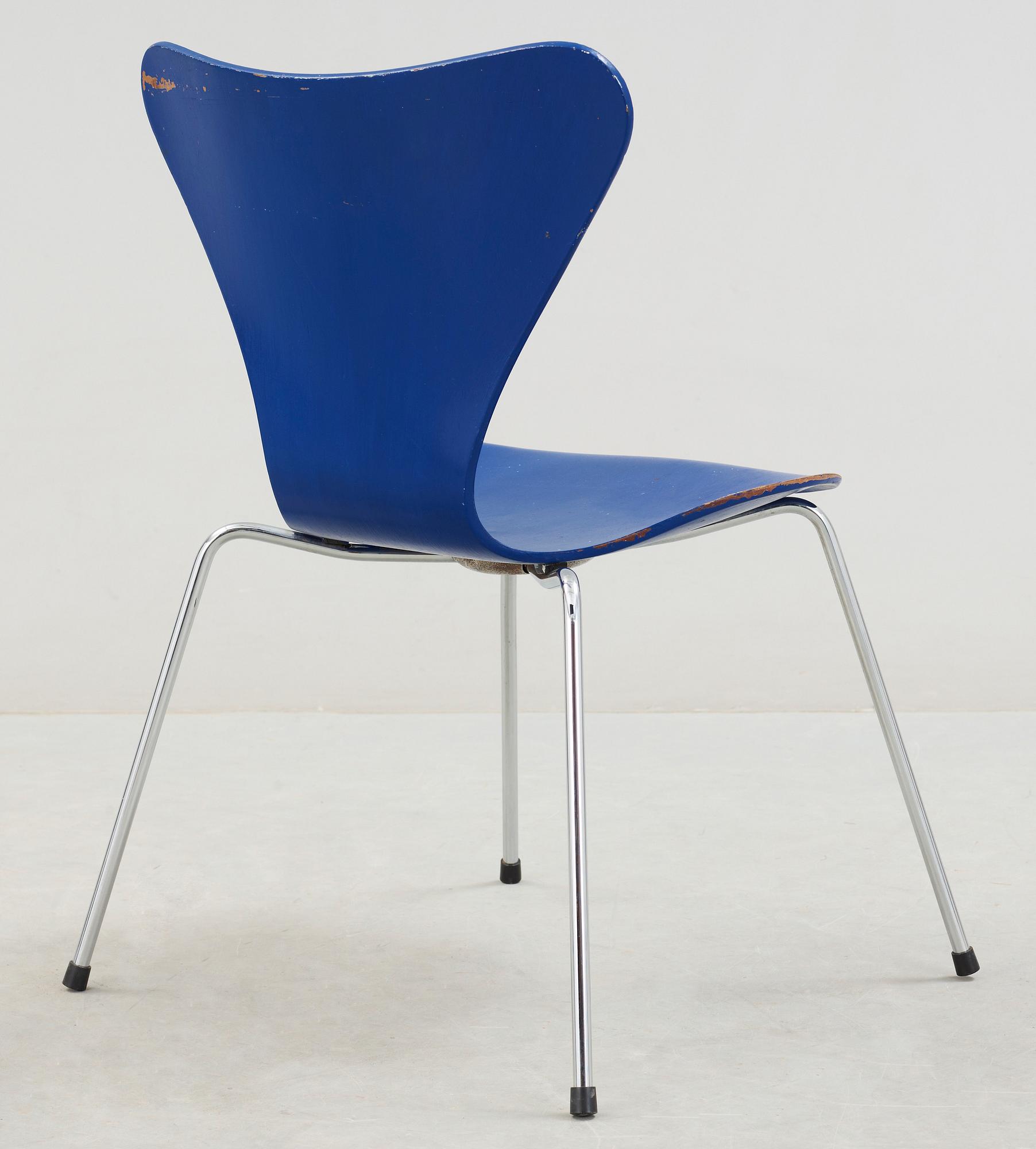 STOL, "Sjuan", Arne Jacobsen, Fritz Hansen, formgiven 1955.