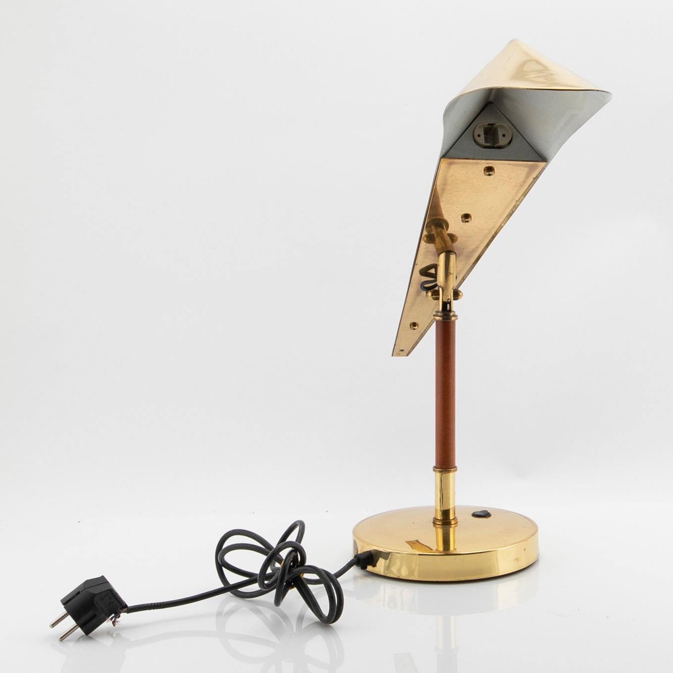 Table lamp, KT-Valaistus, Kone-Tukku Oy, Finland, second half of the 20th century.