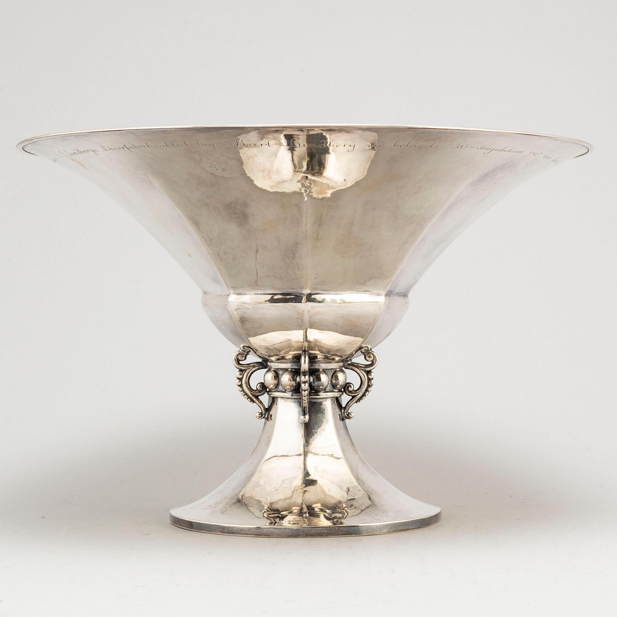 WA BOLIN, a large silver footed bowl, 1927.