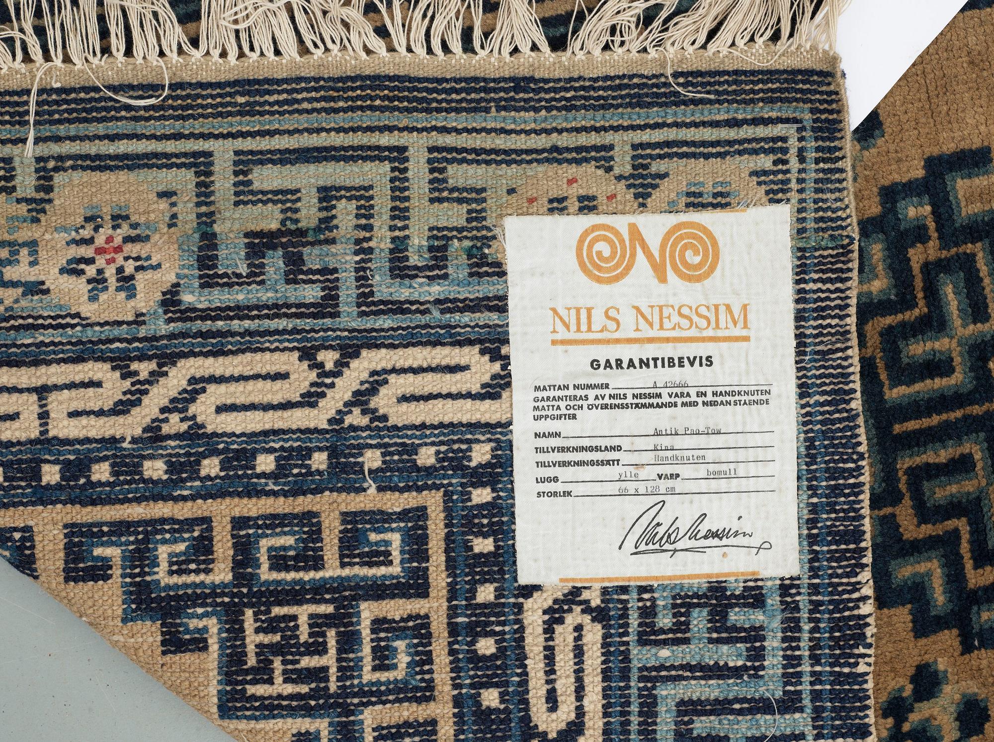 MATTA, antik Kina, ca 125 x 68.