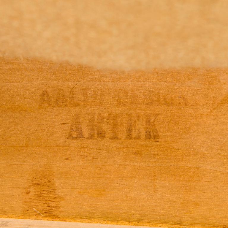 Alvar Aalto, nojatuolipari, malli 34 O.Y. Huonekalu- ja Rakennustyötehdas A.B. 1900-luvun puoliväli.