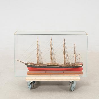 Boat model "Pamir 1905-1957".