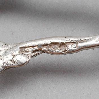 KAKTÄNGER, 8 st, silver, olika modeller, 1900-tal. Vikt ca 302 gram.