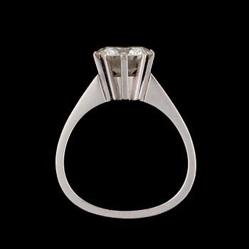 RING, 18K vitguld, briljantslipad diamant 2,17 ct. A. Tillander, 1980.  Vikt ca 4,6 g.