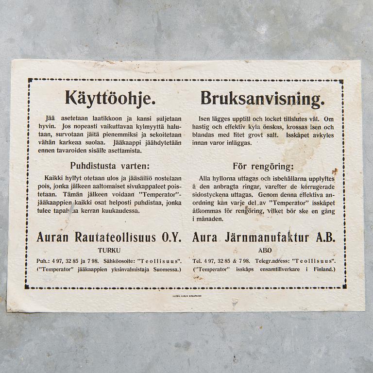 ANTIQUE ICE BOX REFRIGERATOR, "Temperator" Auran Rautateollisuus Oy, Turku, Finland 1920s.