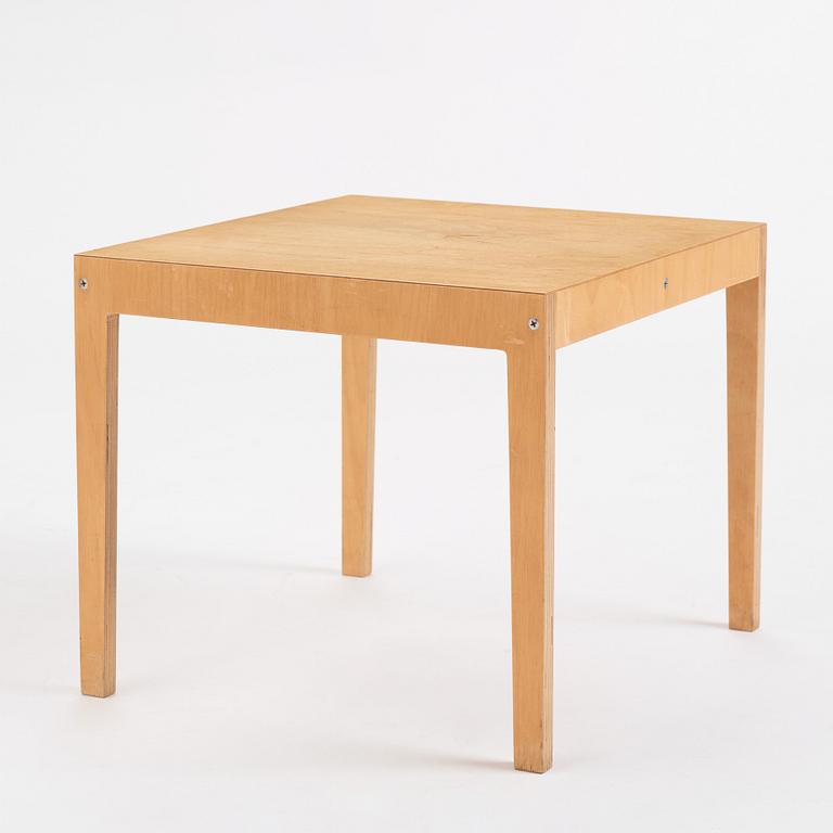 Jasper Morrison, a "Low Ply Table", Vitra, ca 1988.