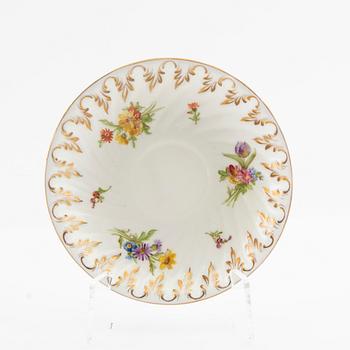 Crèmekoppar, 11 st, porslin, Gustavsberg omkring 1900, rokokostil.