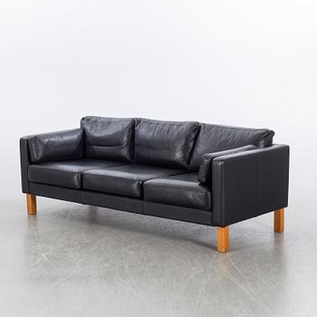 SOFFA, "Samsø", Poul Erik Rysgaard och Egon Jensen för Saxo Living, Danmark, 2000-tal.