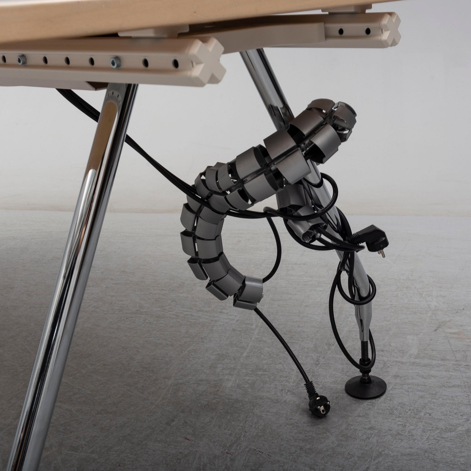 An 'Ad Hoc' desk by Antonio Citterio, Vitra.
