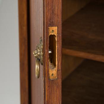 Birger Hahl, a 1930's cabinet by A. Salmi Huonekalutehdas.