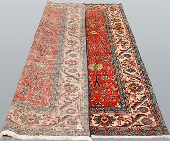 A carpet, Tabriz, ca 260 x 160 cm.