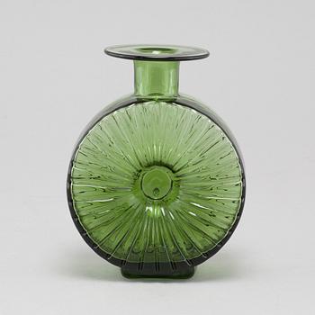 A glass vase, "Aurinkopullo", for Riihimäen Lasi, second half of the 20th century.