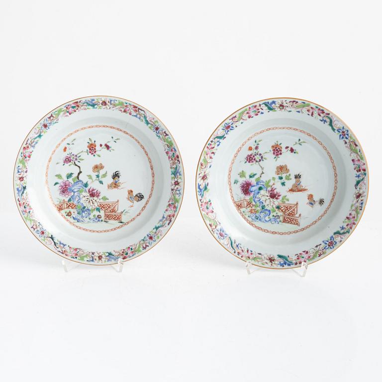 Tallrikar, 4 st kompaniporslin, Kina, Qianlong (1736-95).