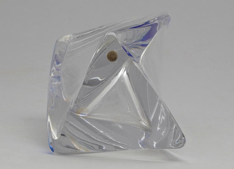 VAS, glas, Göran Wärff, Kosta Boda, signerad samt numrerad 48862.