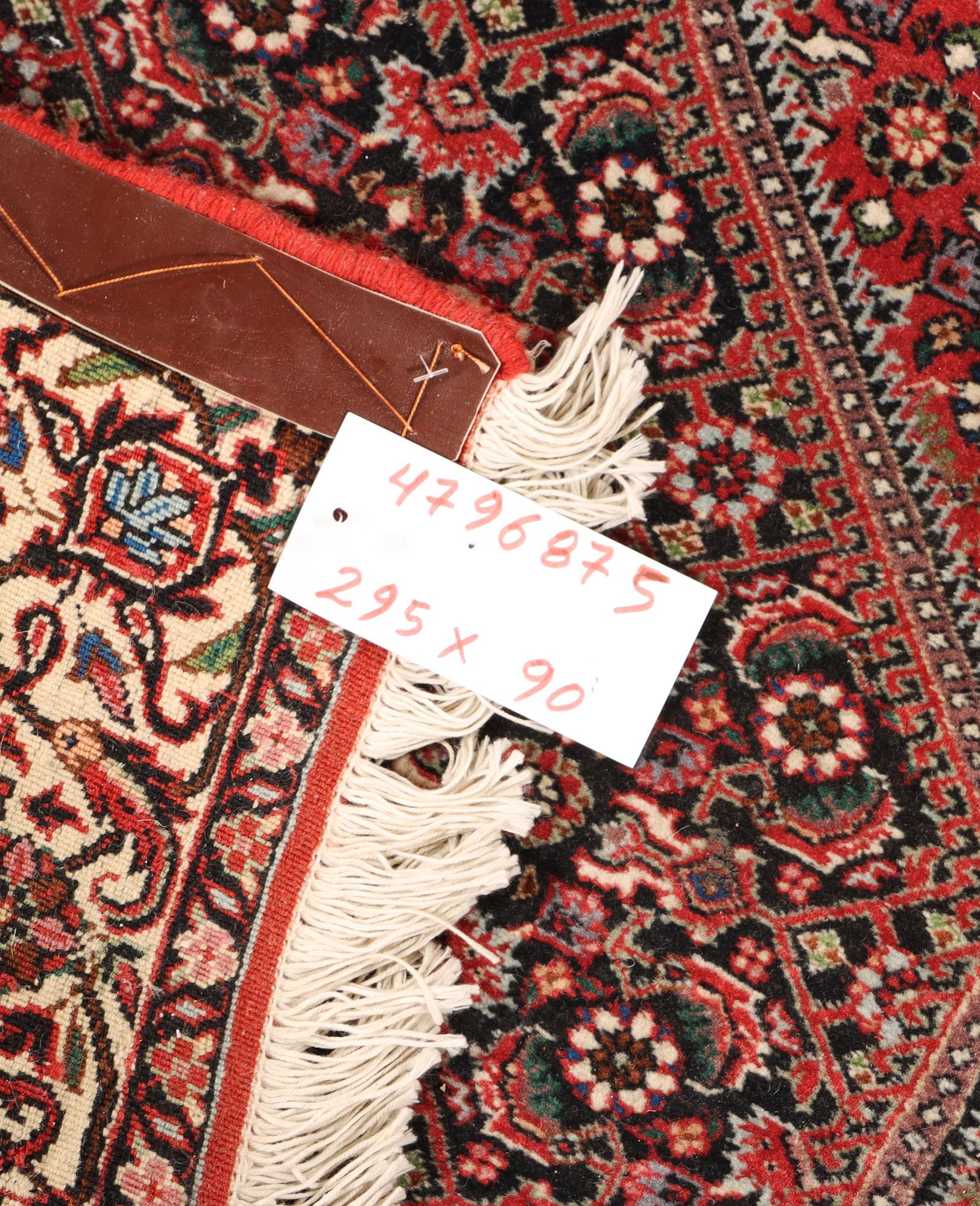 Gallerimatta, Bidjar, sk. Takab, ca 295 x 90 cm.