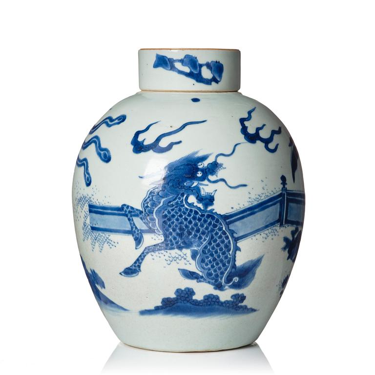 A blue and white Transitional jar with cover, 17th Century.