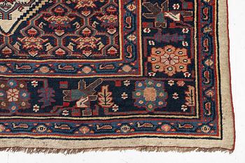 Gallerimatta, antik Bidjar, Västra Persien. 380 x 170 cm.